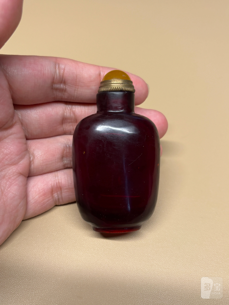 清 玛瑙鼻烟壶、料器鼻烟壶一组三件 - 图2